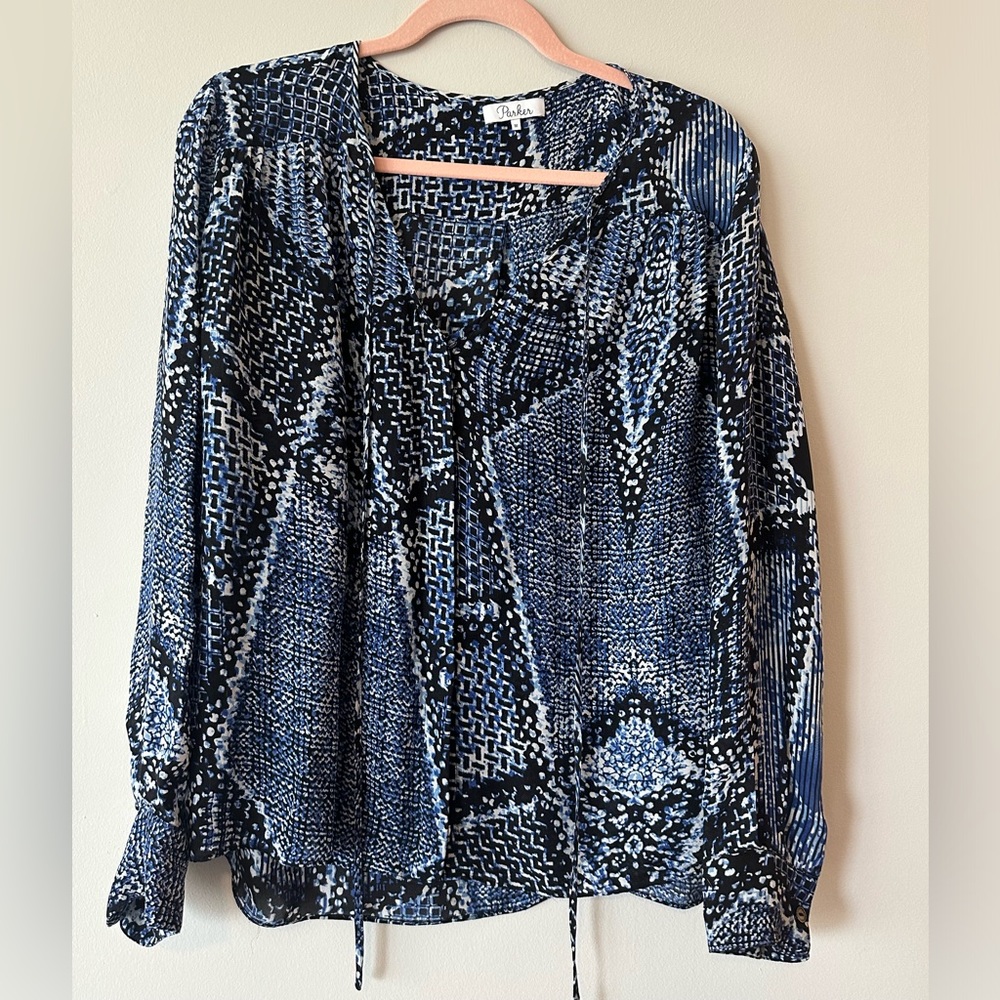 Parker NYC Blue Silk Blouse Size Medium